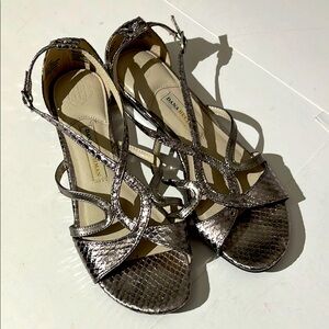 Dana Buchman Connor Pewter Gray Strappy Sandals womens size 8.5 summer shoes